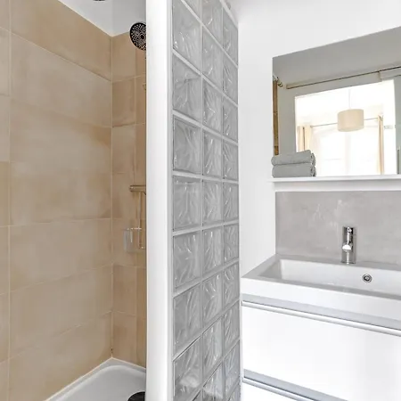 Serenty - Stylish 1br Steps From Le Marais & Montorgueil Appartamento *
